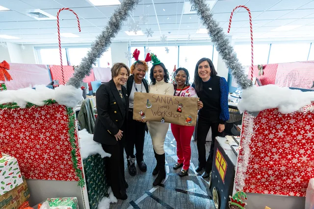 Governor Healey, First Partner Lydgate thank DCF workers, wrap presents at annual Holiday Toy Drive Governor Maura Healey and First Partner Joanna Lydgate join Secretary of Health and Human Services Kate Walsh to thank workers at the Department of Children and Families and wrap presents for foster c. Subtract Business Days Holidays 2027: U.S. Example