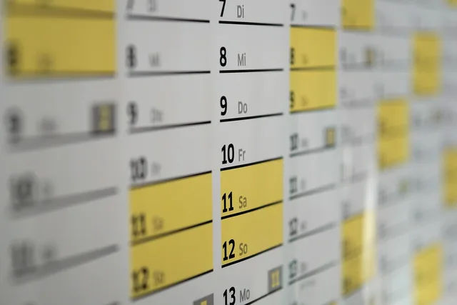 calendar, dates, schedule, days, wall calendar, year, meeting, office, planning, calendar, calendar, calendar, calendar, calendar, schedule, schedule. Why a year's working day total starts with 260, 261 or 262 weekdays