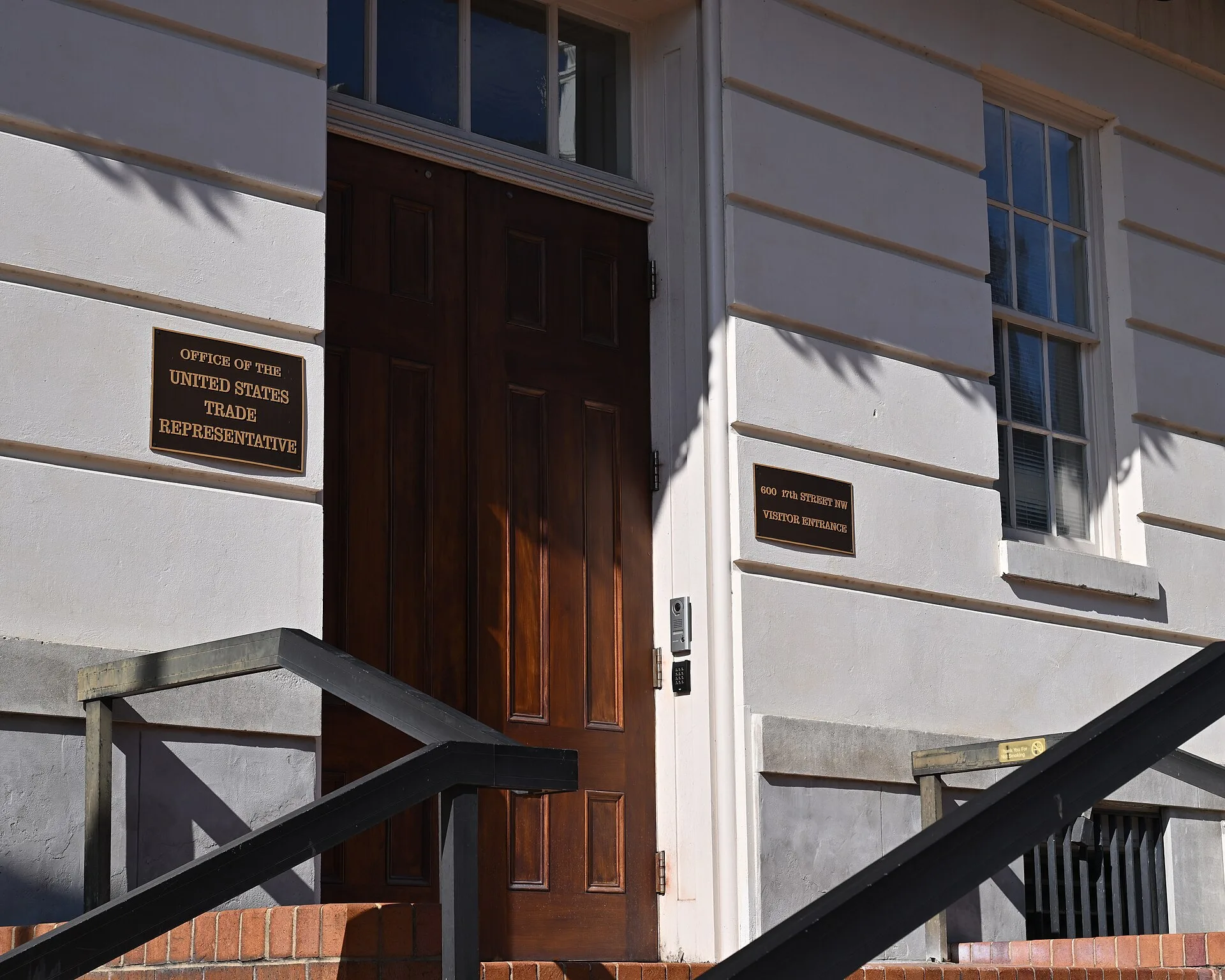 The entrance to the Winder building, with a sign indicating that it houses the Office of the U.S. Trade Representative. 600 17th Street NW, Washington, DC 20001. Working hours holidays: a dated, sourced directory